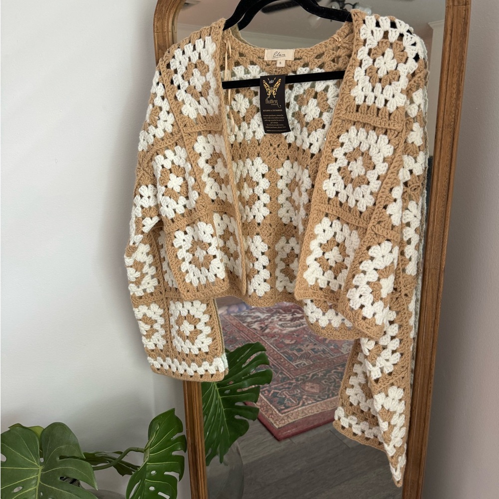 Elan Crochet top
